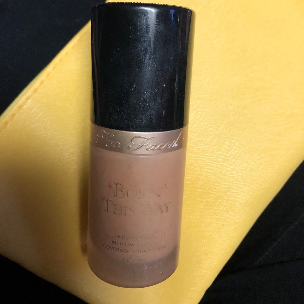 Too Faced Born This Way Foundation in Vanilla